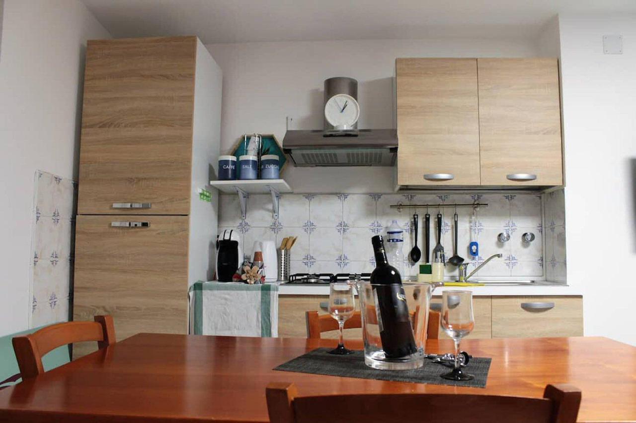 Albergaira Holiday House - Casa Vacanze ปาแลร์โม ภายนอก รูปภาพ