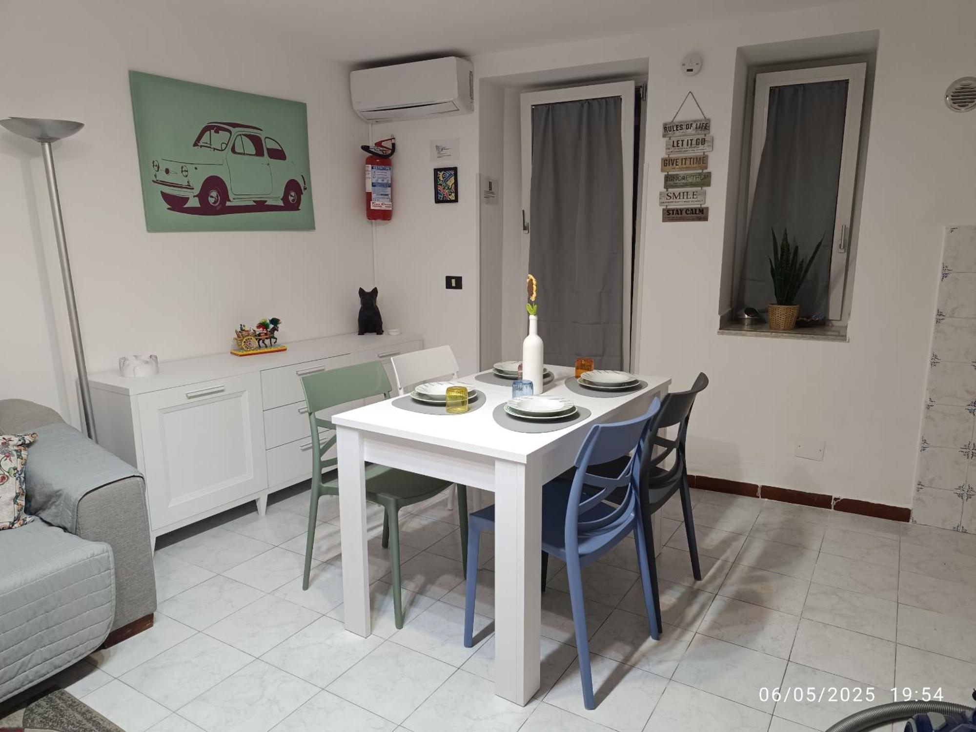 Albergaira Holiday House - Casa Vacanze ปาแลร์โม ภายนอก รูปภาพ