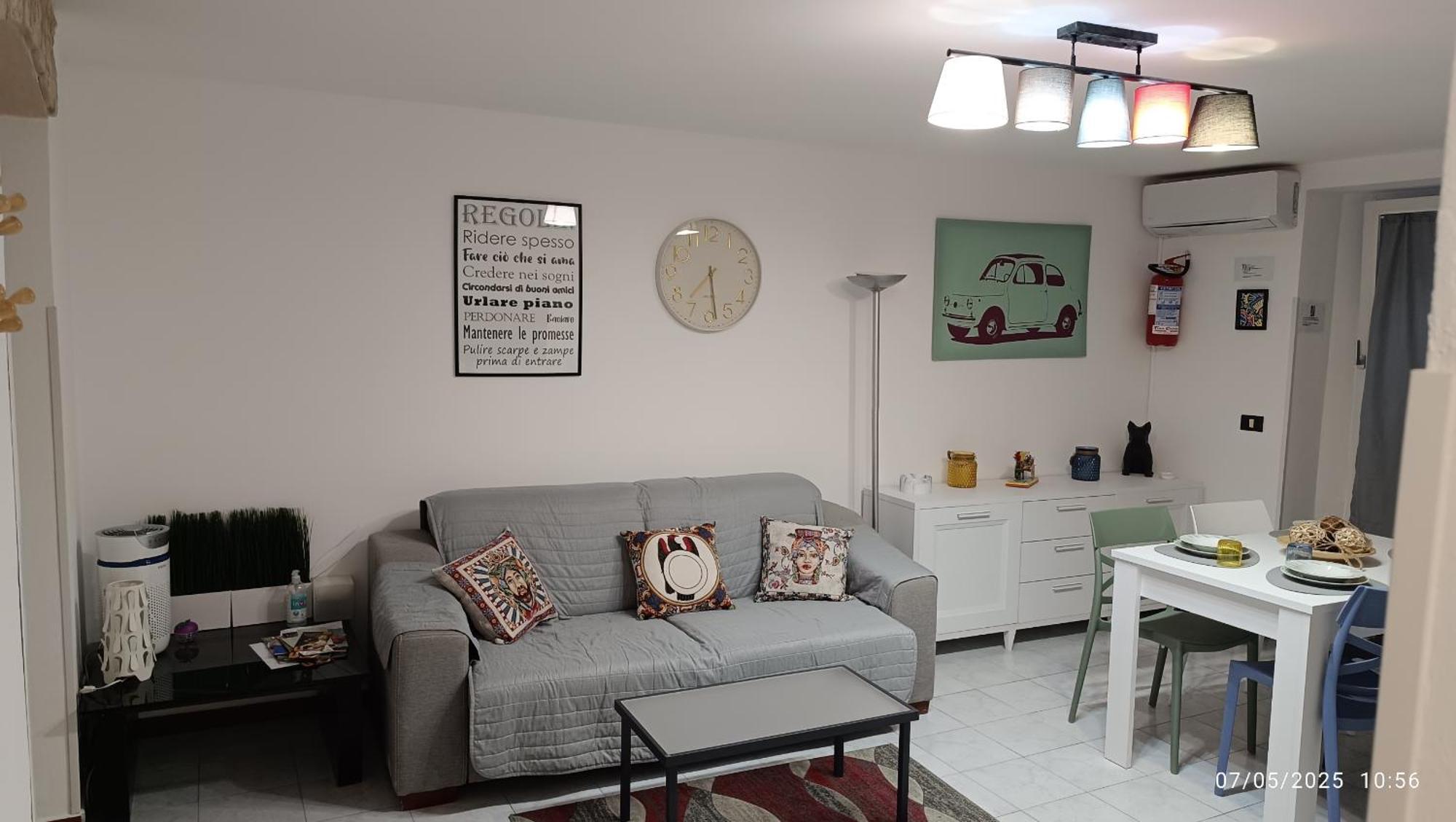 Albergaira Holiday House - Casa Vacanze ปาแลร์โม ภายนอก รูปภาพ