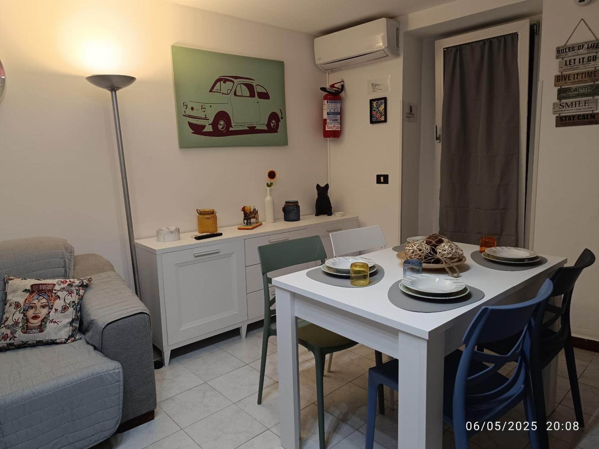 Albergaira Holiday House - Casa Vacanze ปาแลร์โม ภายนอก รูปภาพ