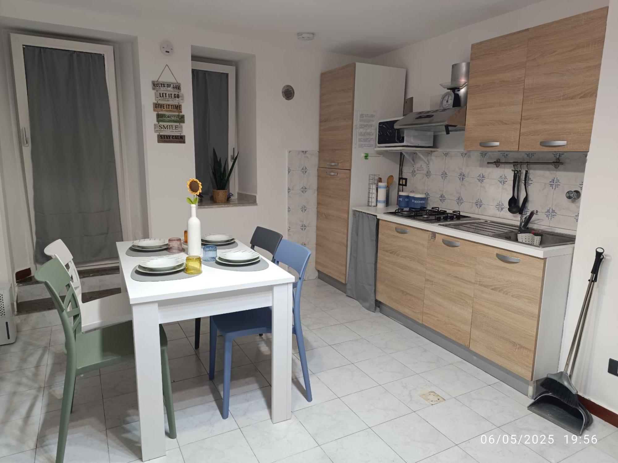 Albergaira Holiday House - Casa Vacanze ปาแลร์โม ภายนอก รูปภาพ